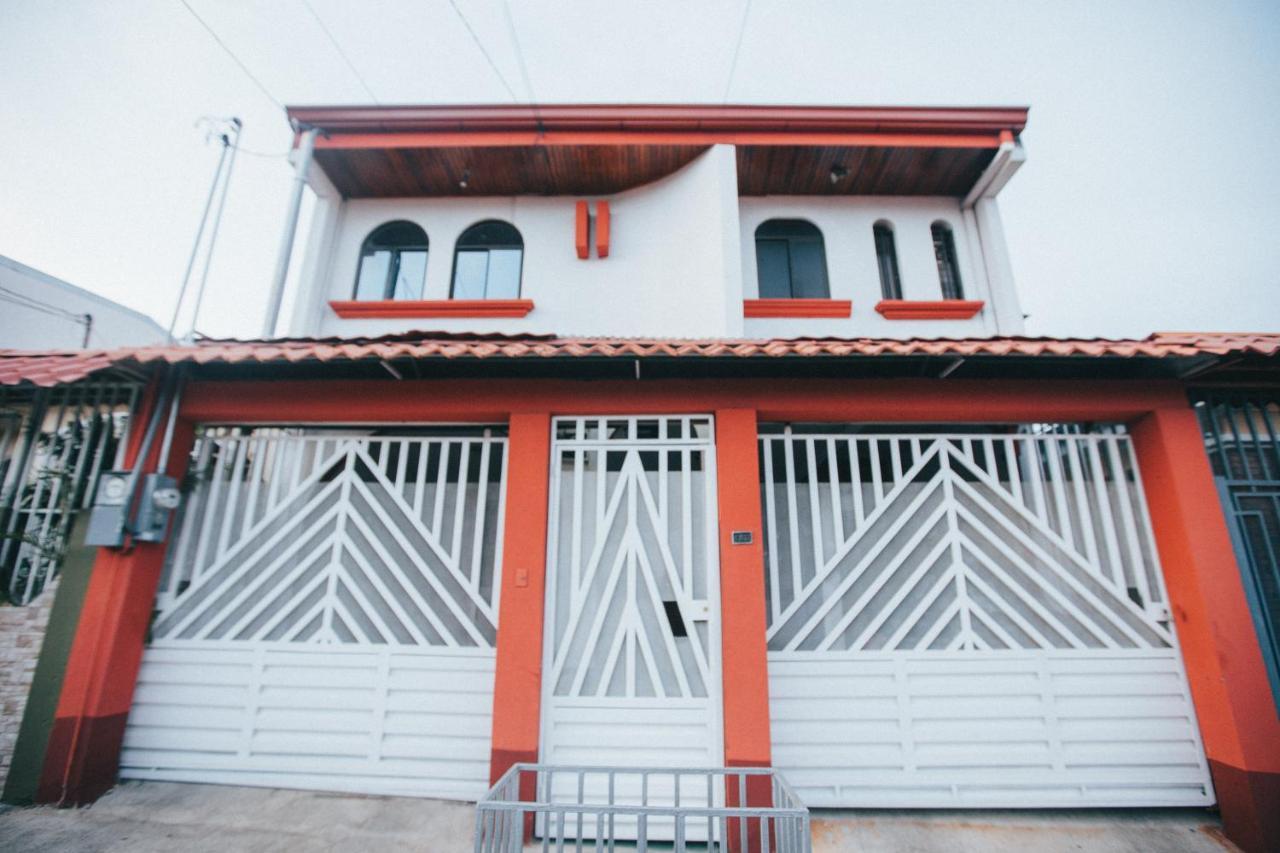 Apartment 10 Minutes By The Sjo Airport - Alajuela Esterno foto